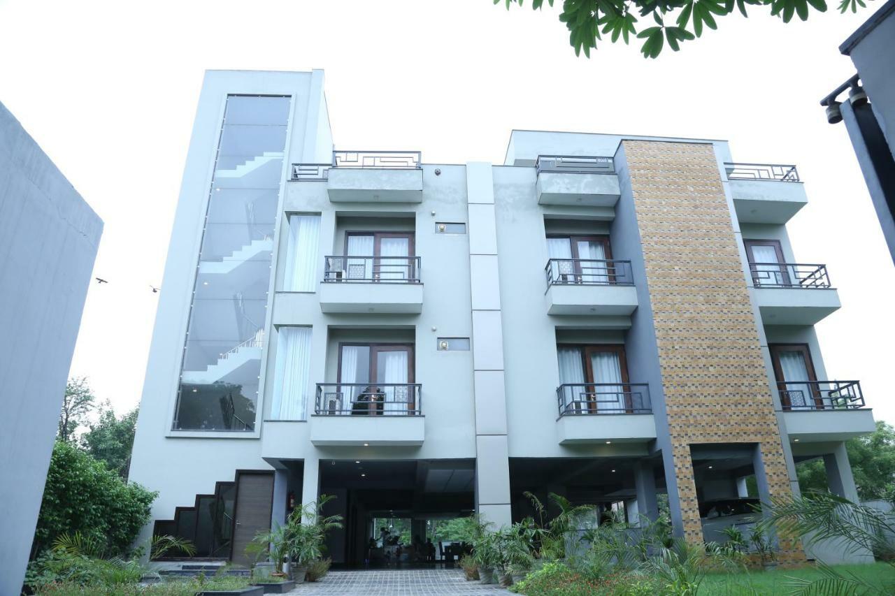 Royal Residence On Sohna Road Delhi  Bagian luar foto